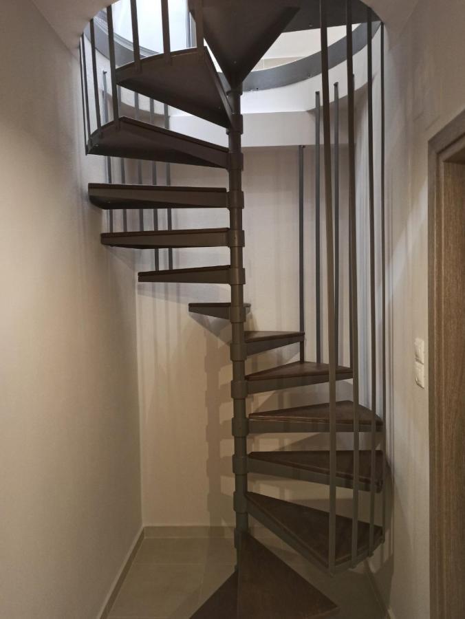 Stylish Ground Floor Maisonette โวโลส ภายนอก รูปภาพ